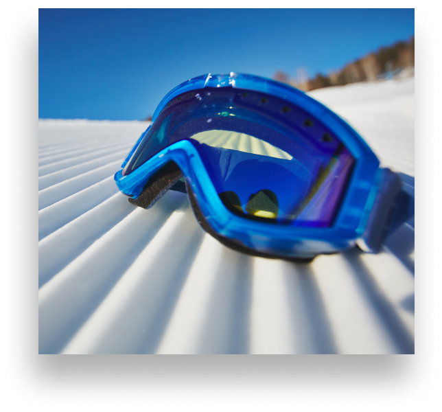close-up-snowboarding-glasses-snow 1